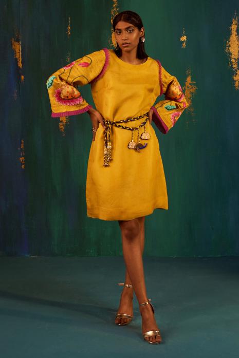 Yellow coloured Hand Painted Tunic With Belt 