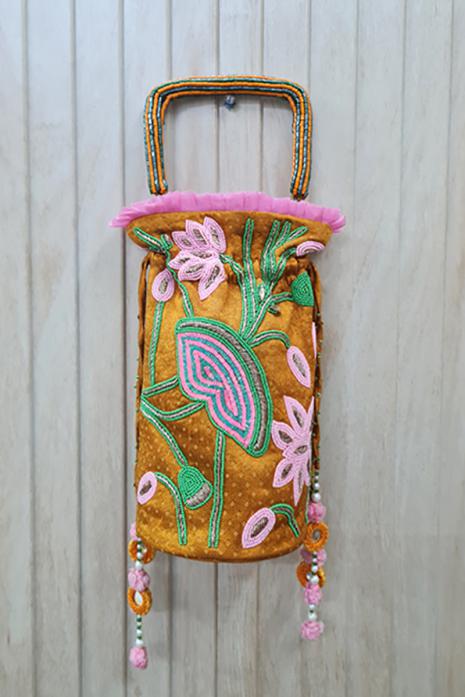 HAND EMBROIDERED PICHWAI POTLI